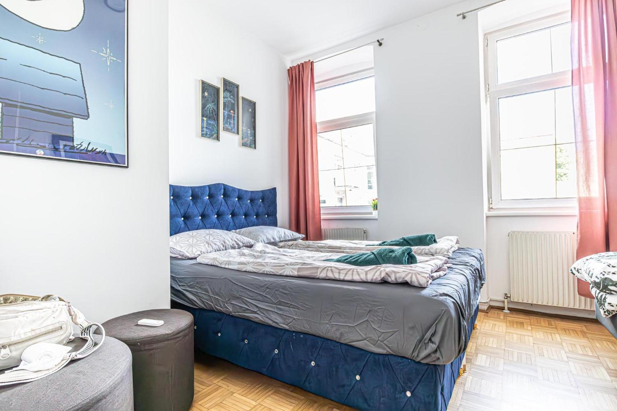Near Schoenbrunn - Economy Rooms In Shared Apartment At Meidling Train Station Viena Exterior foto